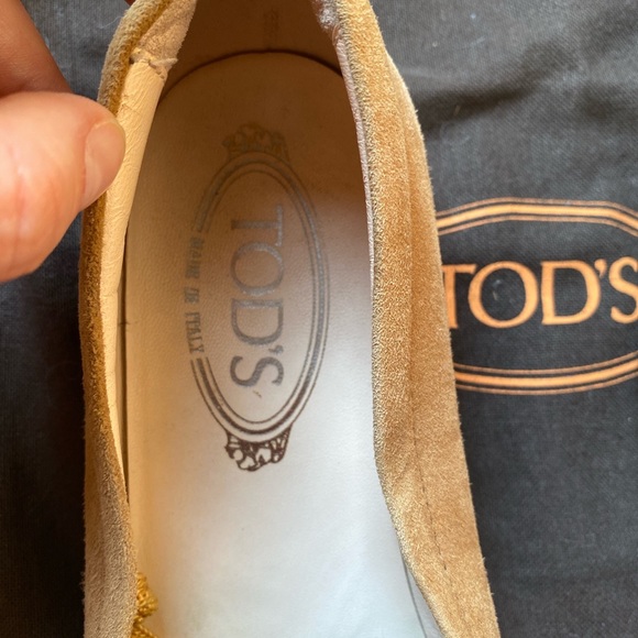 SOLD TOD’S - Picture 2 of 4